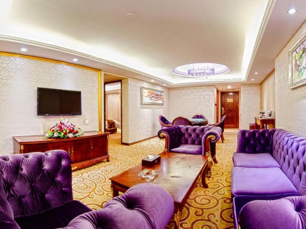 ג'ונג שאן Royal Duke Cherrabah Hotel Zhongshan מראה חיצוני תמונה